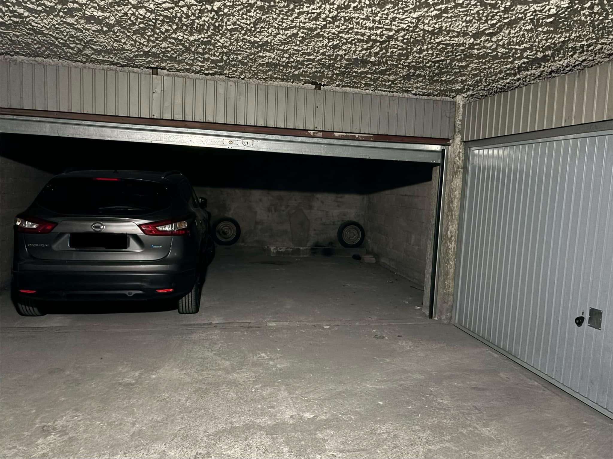 Garage,Localisation,1013