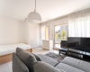Studio,Location,1033