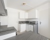 Studio,Location,1033