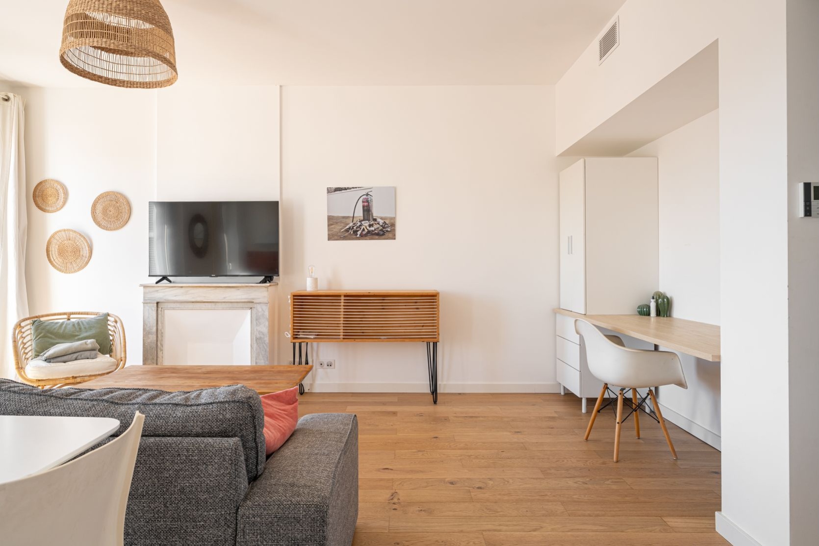 1 Chambre Chambres, ,1 Salle de bainsSalle de bain,Appartement,Location,1034